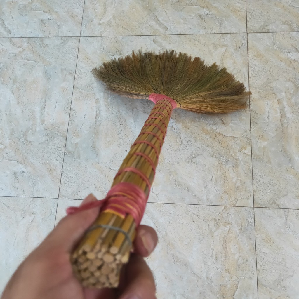 Chổi chít quét nhà thân cây lau  dài 105cm