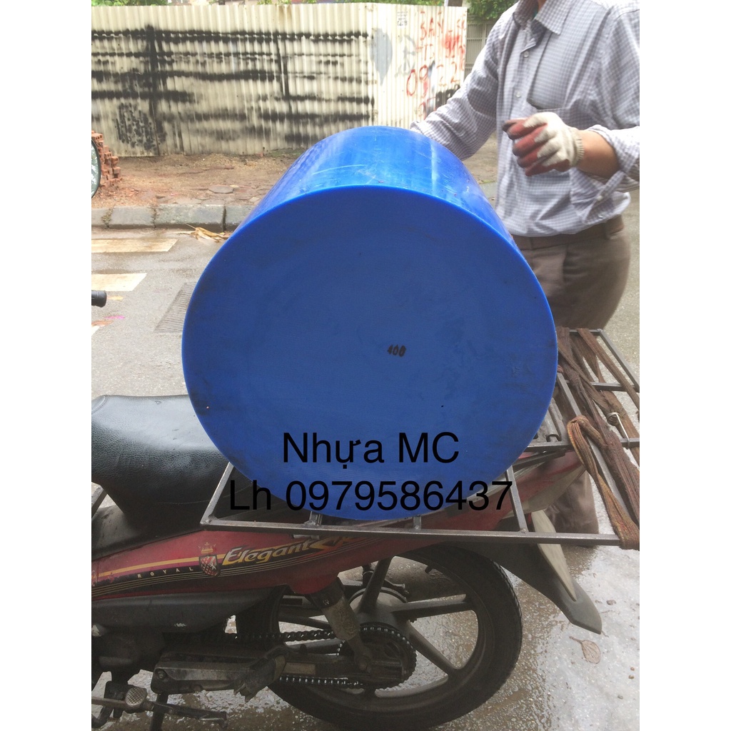 Thanh nhựa MC Hàn Quốc màu xanh đường kính 80mm dài 0,5m