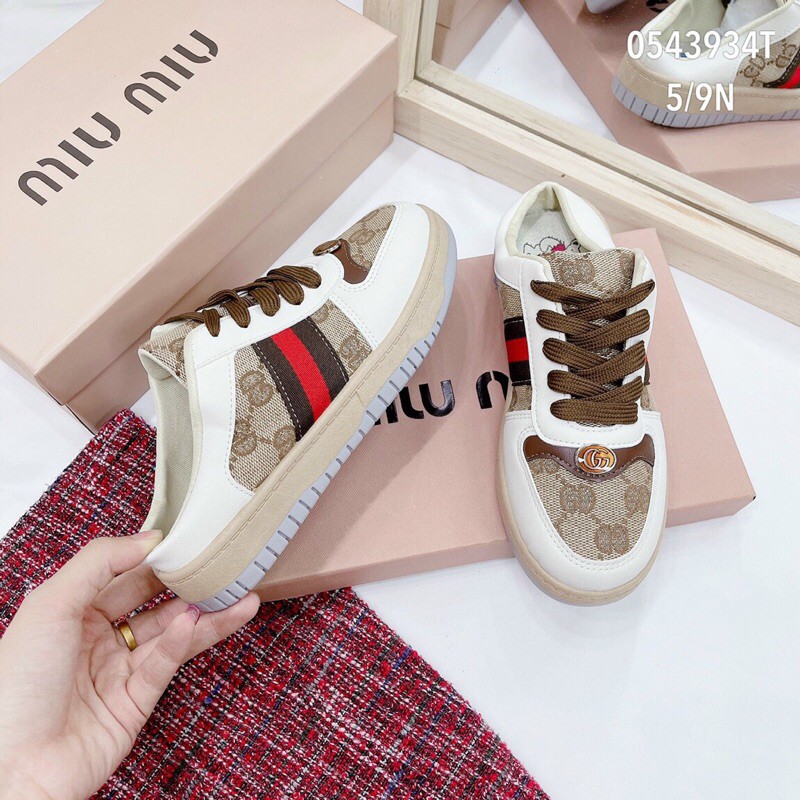 [MUA 1 TẶNG 1] Thể thao sục hot lắm nha em bán giá siêu bèo(tặng vớ) | BigBuy360 - bigbuy360.vn