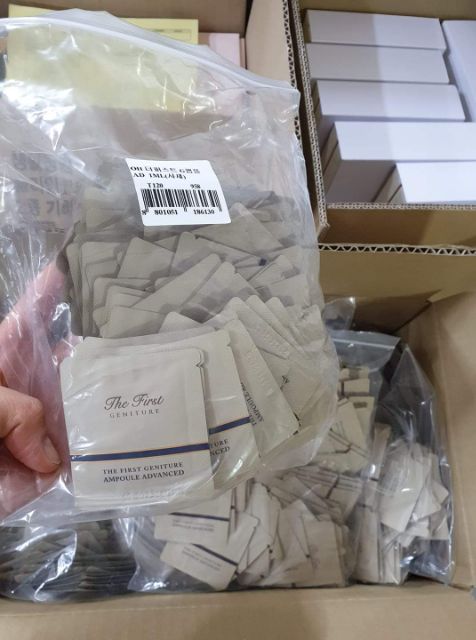 TINH CHẤT VÀNG OHUI THE FIRST [FREE SHIP] TÁI SINH TRẺ HOÁ GIẢI QUYẾT MỌI VẤN ĐỀ VỀ DA. | BigBuy360 - bigbuy360.vn