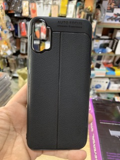Ốp lưng Realme C3i đen dẻo Vân da