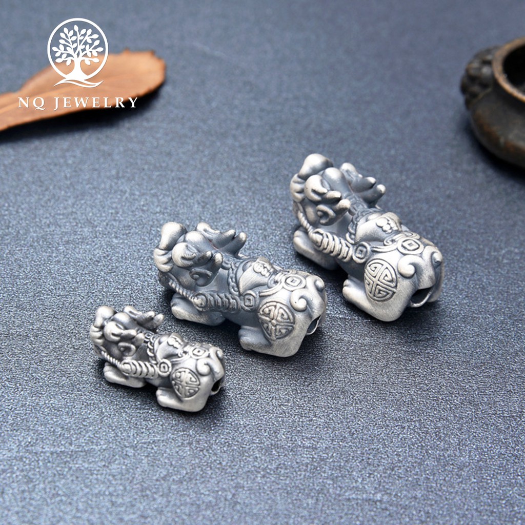 Charm bạc tỳ hưu xỏ ngang - NQ Jewelry