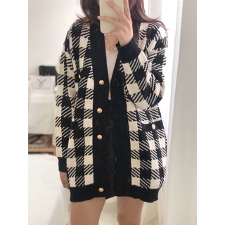 Cardigan kẻ caro (Nâu/Trắng)