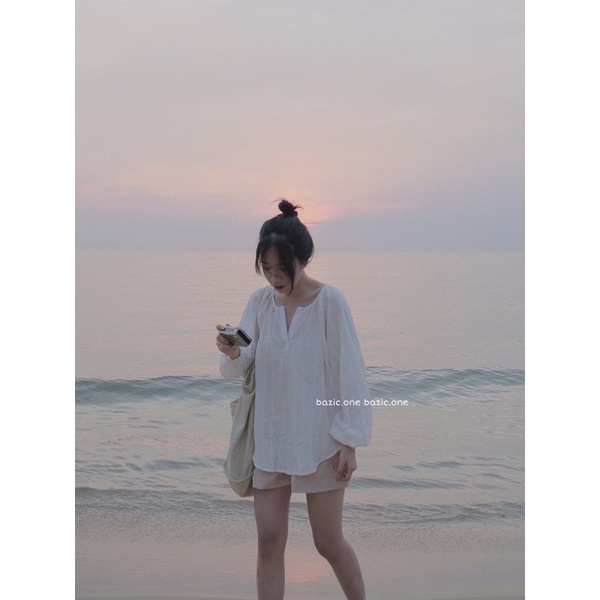 [Mã FAMARAL1 giảm 10K đơn 50K] Áo sơ mi babydoll cổ xẻ tay bồng Bazic one | BigBuy360 - bigbuy360.vn