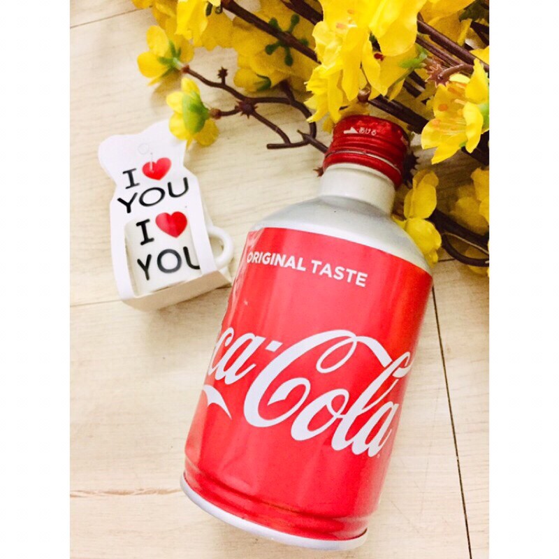 Cocacola Nhật Bản nắp vặn 300ml 🥤🥤🥤🥤 (HSD:2/2022)_