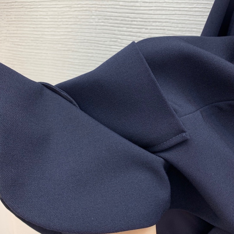 Áo blazer nữ dáng ôm thêu huy hiệu thương hiệu Gucci GC cao cấp | BigBuy360 - bigbuy360.vn