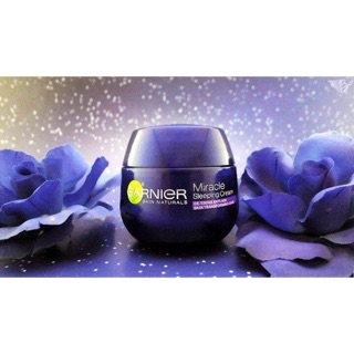 Kem dưỡng ẩm phục hồi và tái tạo ban đêm Garnier
