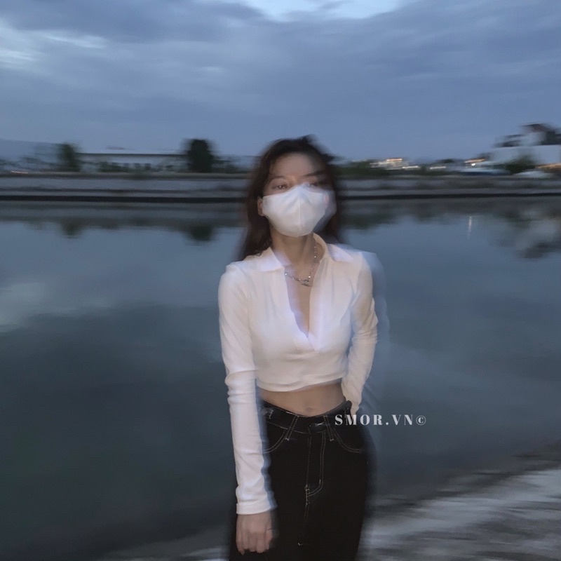 [ ẢNH THẬT ĐỘC QUYỀN SMOR.VN ] Áo croptop tay dài cổ V