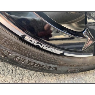 Tem AMG dán vành mâm Mercedes
