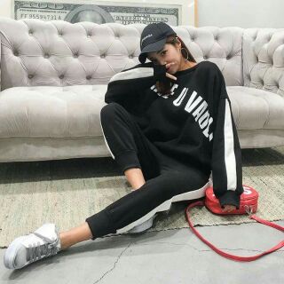 Xét bộ thụng tl