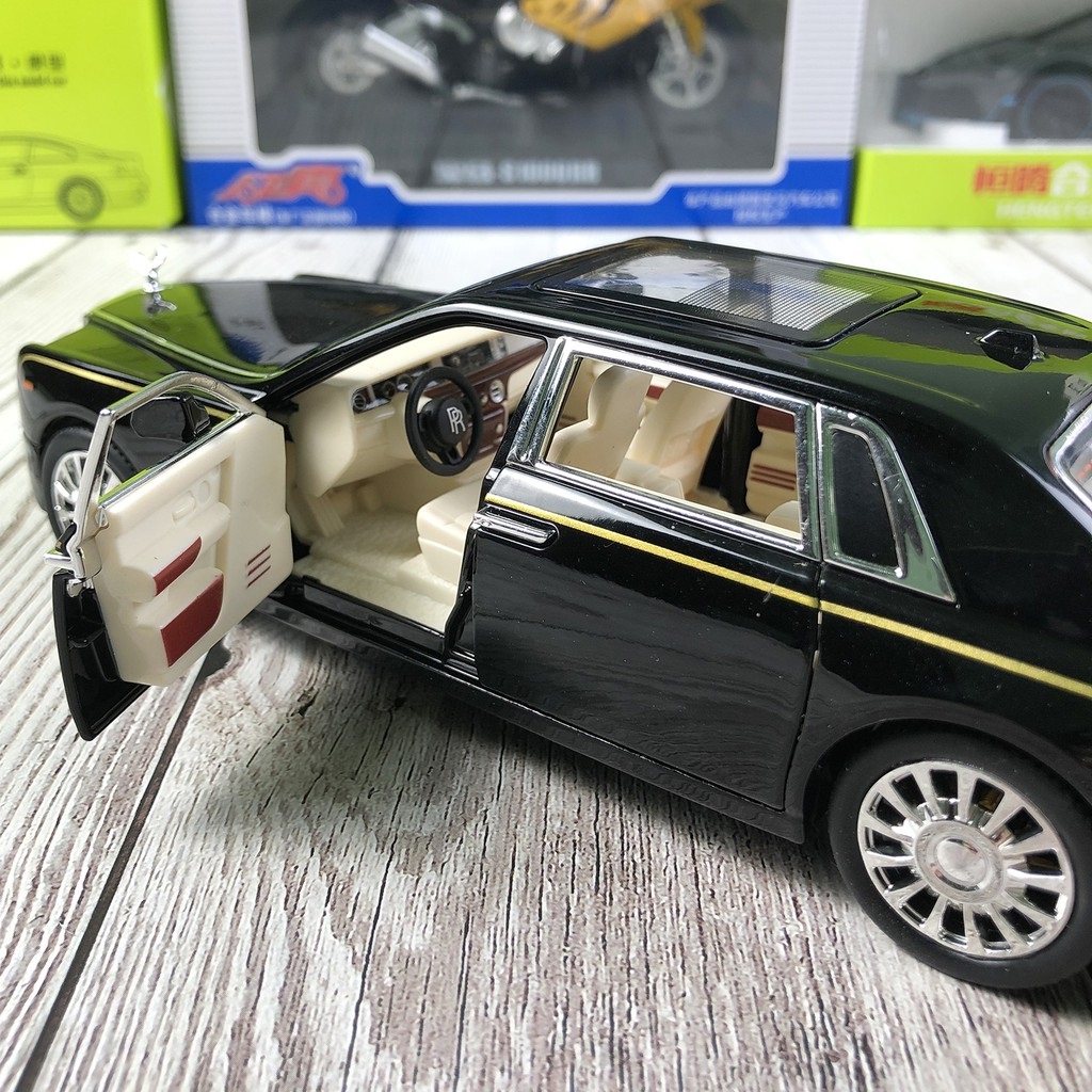 Xe mô hình kim loại Rolls Royce Phantom VIII tỉ lệ 1:24 Chezhi đẹp như xe thật, thiết kế tinh xảo màu Đen, Trắng, Đỏ