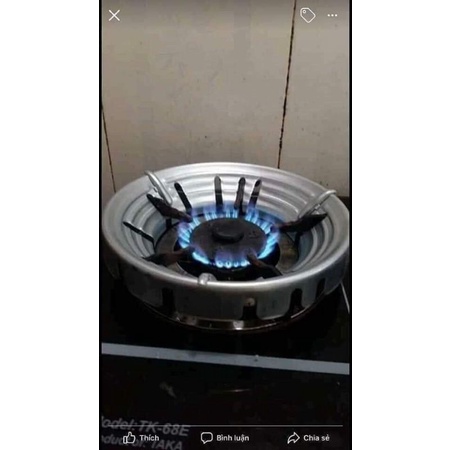Kiềng chắn gió bếp gas, chống xê dịch xoong nồi khi nấu