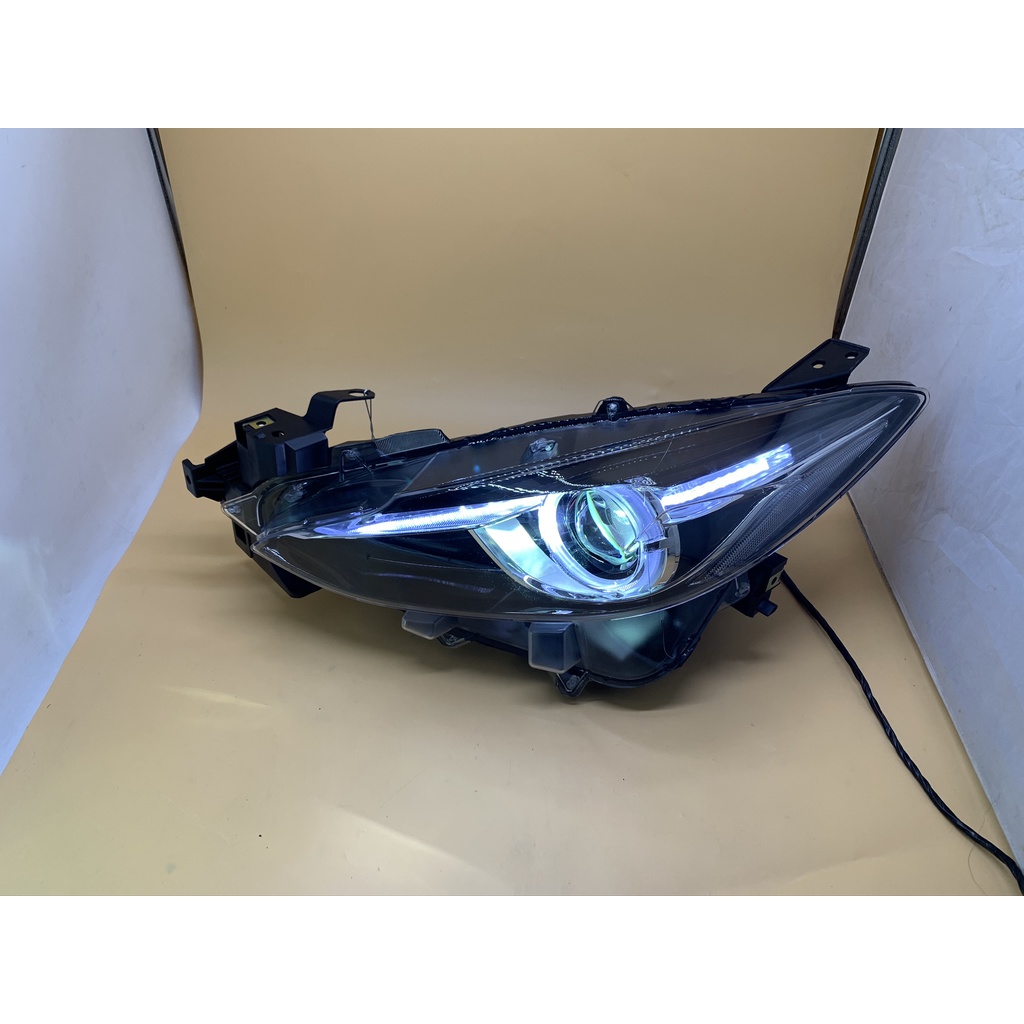 Đèn pha cho Mazda 3 2015-2016 mẫu 2.0