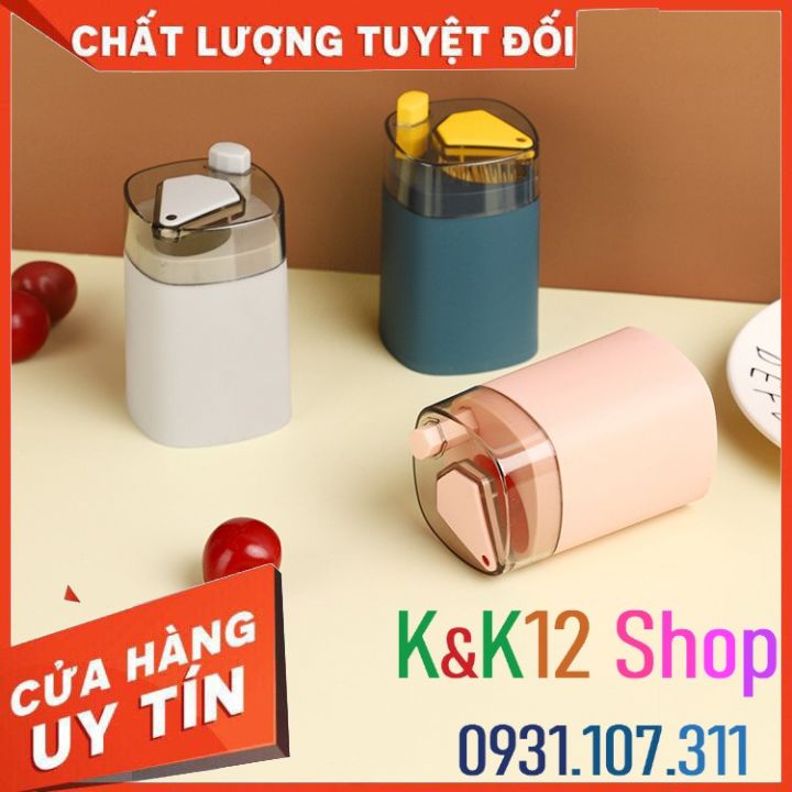Hộp đựng tăm thông minh, kiểu dáng xinh xắn, dễ thương.