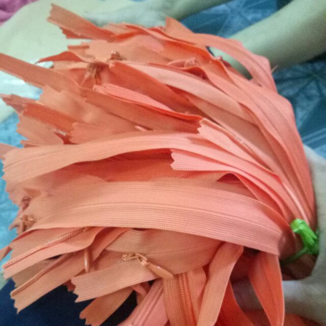 Khóa giọt lệ vụp