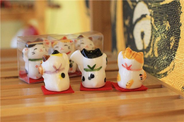 Bộ tam mèo thần tài