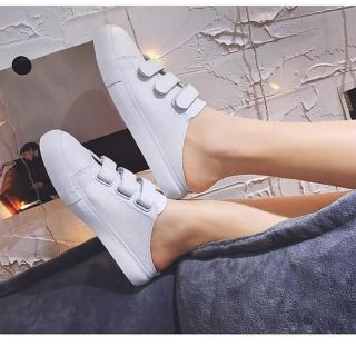 Giày cắt gót