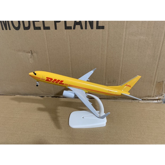 Máy bay mô hình tĩnh DHL B737 20cm