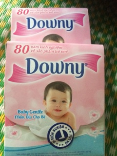 Nước xả vải Downy Mềm Dịu Cho Bé