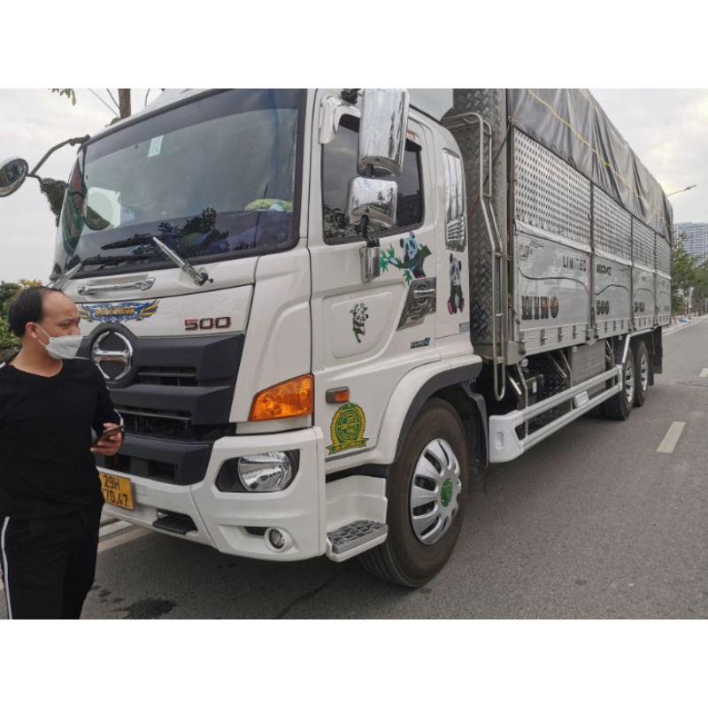 Bộ ốp chân gương xe HINO 500, ốp chân kính HINO.