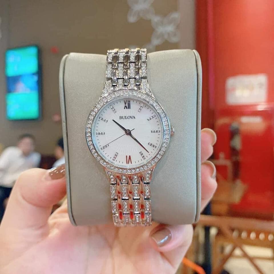 Bulova đính đá 96L242