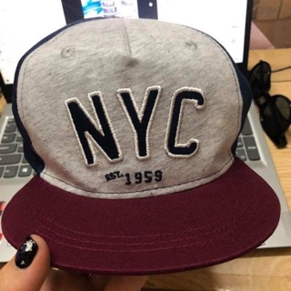 Mũ nYC bé trai hm mai anh dao