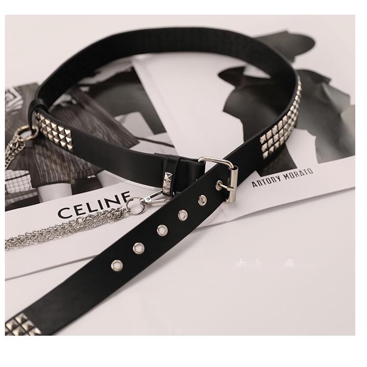 Thắt lưng khóa vuông đính đinh tán phong cách thời trang