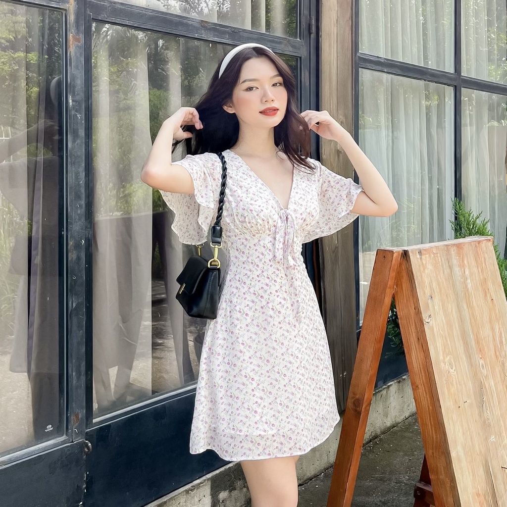 Đầm REMIE - Đầm hoa cổ V tay cánh tiên