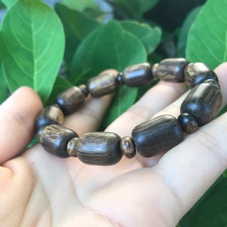 Vòng trầm hương sánh chìm 10li