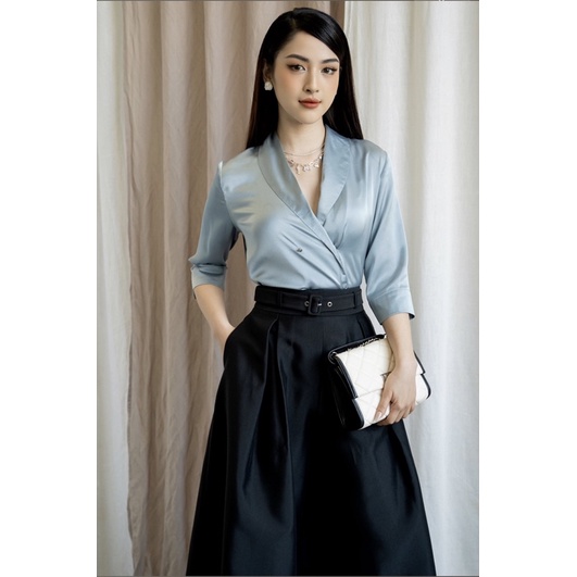Sixdo newtag áo sơ mi lụa xanh mới nguyên tag M/L