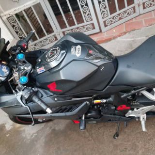 Xương cá bình xăng CBR 250RR
