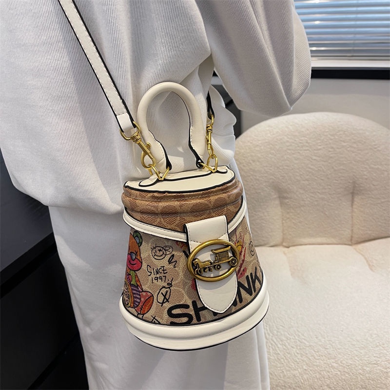 Túi Đeo Chéo Hình Trụ In Họa Tiết graffiti Mẫu Mới 2022 Thời Trang Cho Nữ