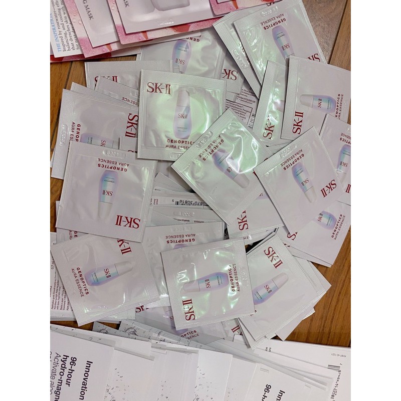 Sample cao cấp serum dưỡng trắng da SKII aura