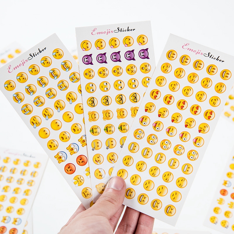Set 12 tờ miếng dán kiểu hoạt hình dễ thương dùng trang trí