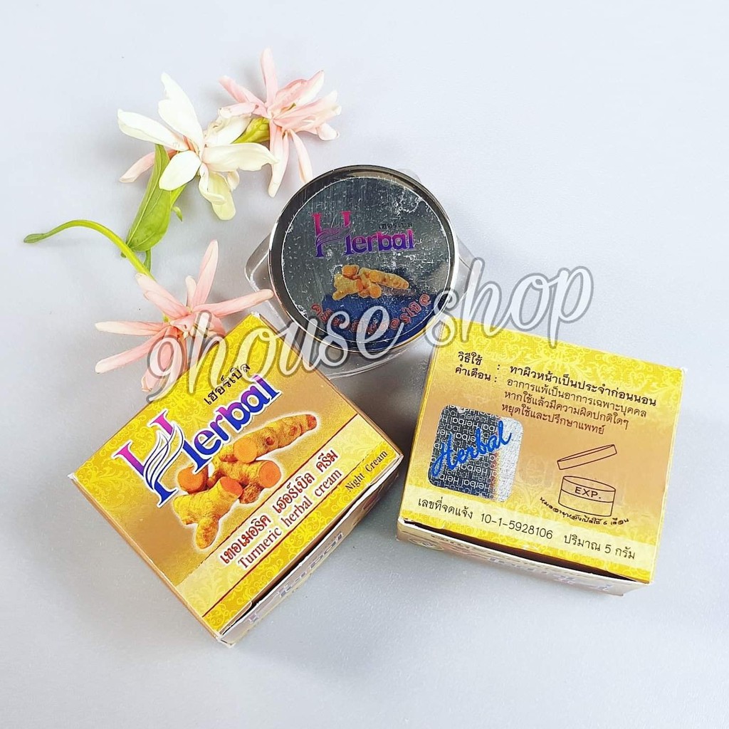 (Hộp Vàng) 01 Hủ Kem Nghệ VÀNG Herbal Curcumin Cream 5gram Thái Lan