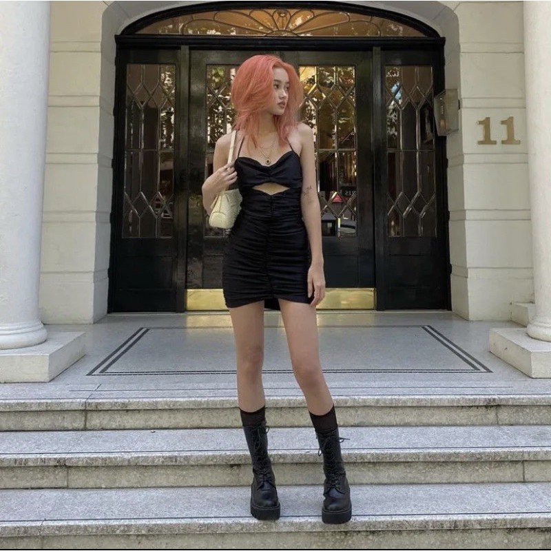 Váy Body Yếm Sexy Nhún Thời Trang Màu Đen Dành Cho nữ Famos | BigBuy360 - bigbuy360.vn