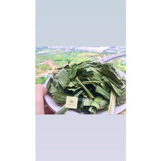 Lá dứa/Lá nếp rừng sấy khô giữ nguyên vị 50gr