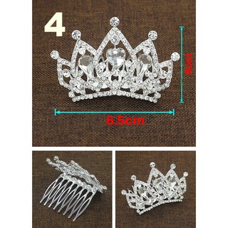 Vương miện công chúa có gắn đá lấp lánh