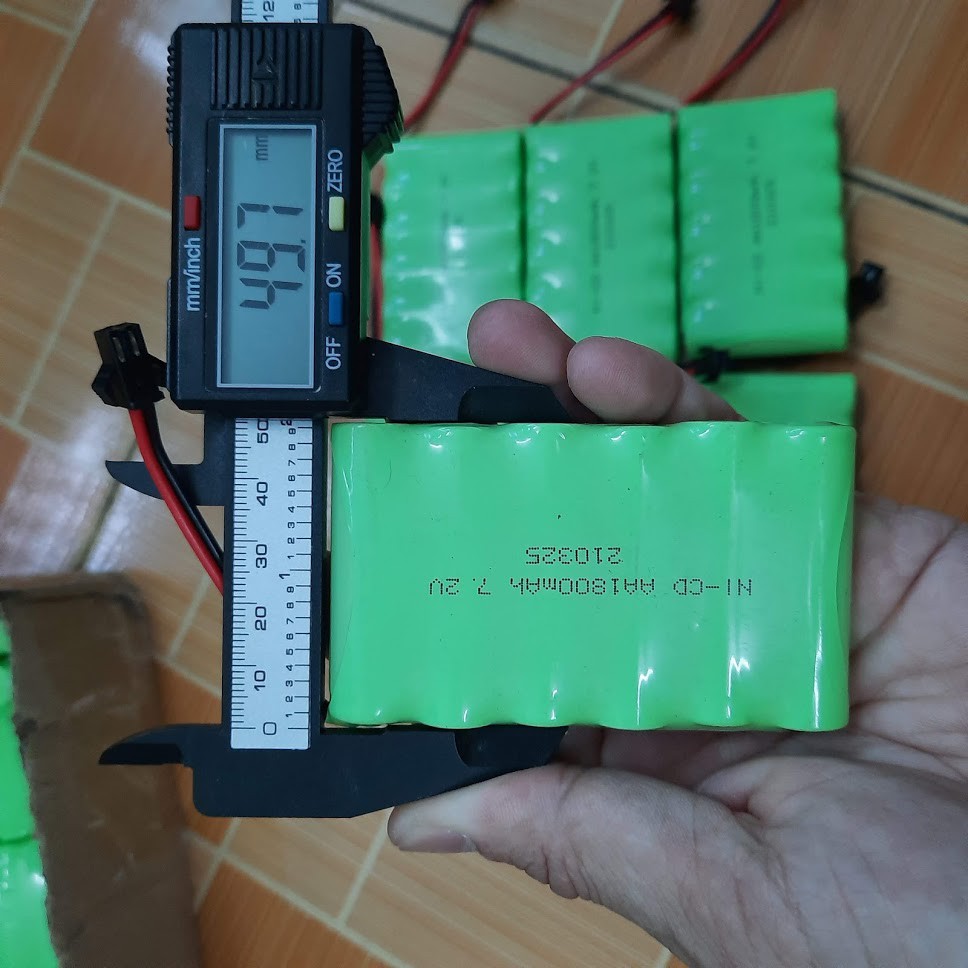 Pin 7.2v Ni-Cd 1800mAh pin sạc dùng cho xe điều khiển cổng nối SM tặng kèm cáp sạc