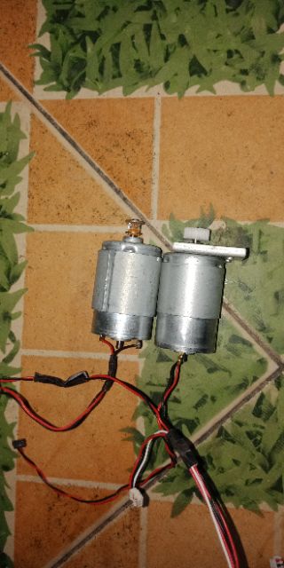 Mô tơ 550 tốc chậm chế quat.điện 12v