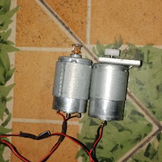 Mô tơ 550 tốc chậm chế quat.điện 12v