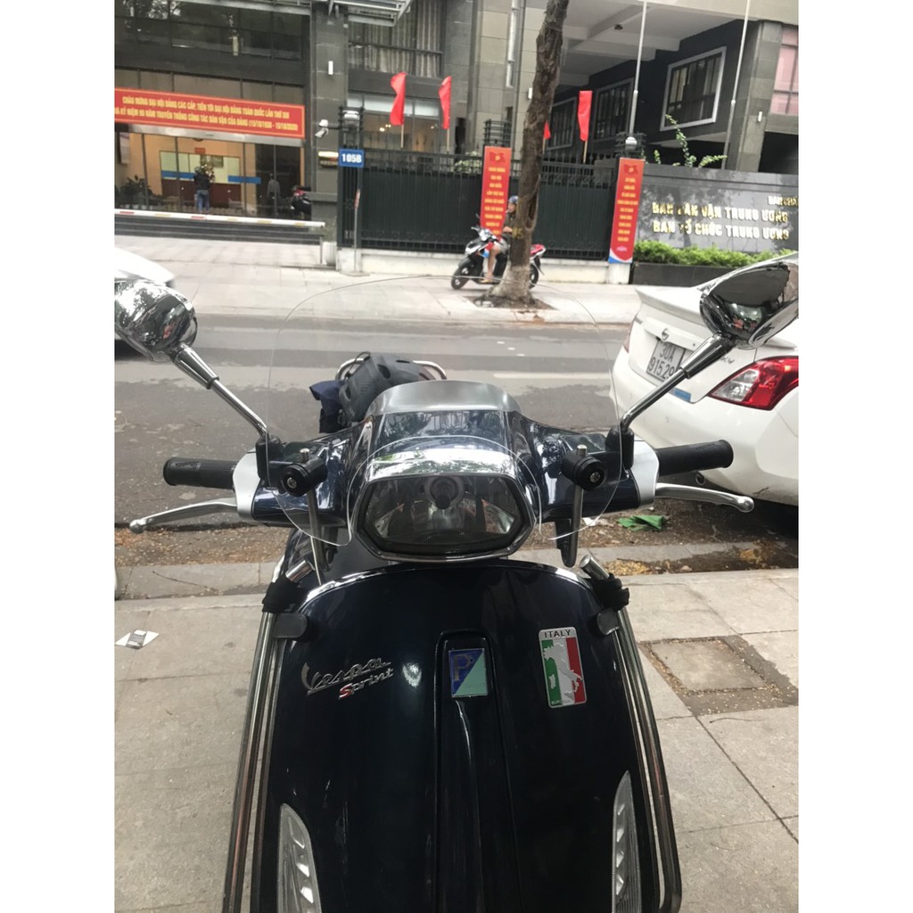 KÍnh chắn gió xe Piaggio Vespa Sprint