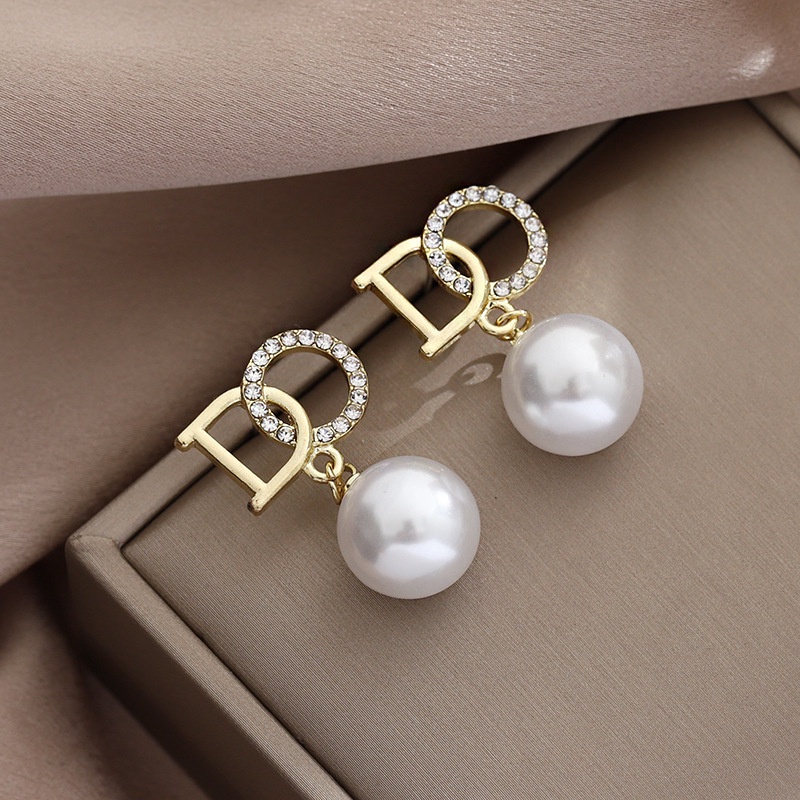 Bông Tai Chữ D Đính Đá Và Ngọc Trai Thiết Kế Mới Thời Trang