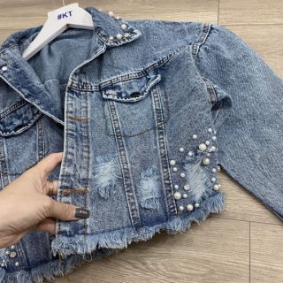 Áo khoác jeans đính cườm