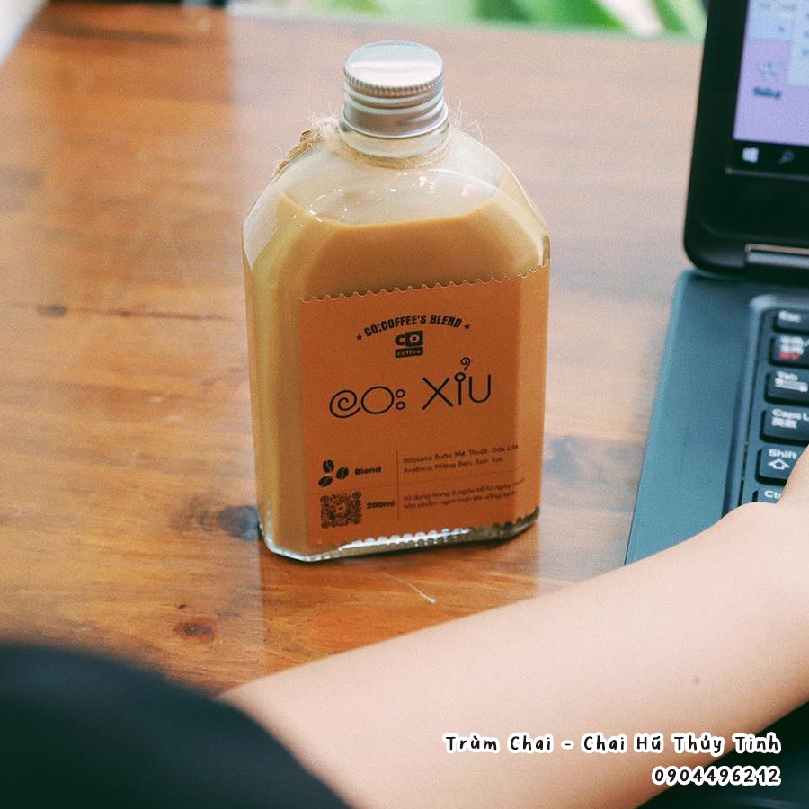 Chai thủy tinh dẹt vai vát nắp nhôm 200ml  - Đựng cà phê, nước ép, cold brew,...
