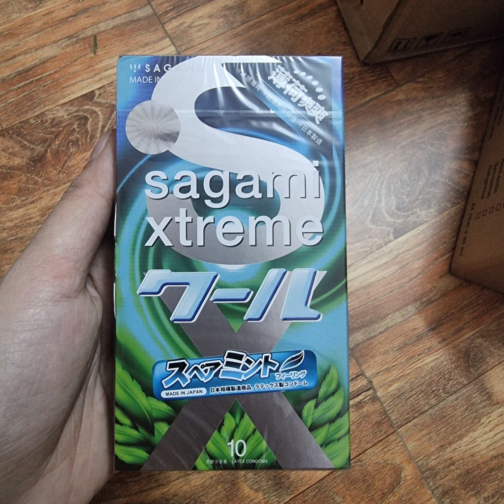 Bao cao su  SAGAMI Xtreme Spearmint, Siêu mỏng - Mát lạnh hương Bạc Hà - Hộp 10 cái