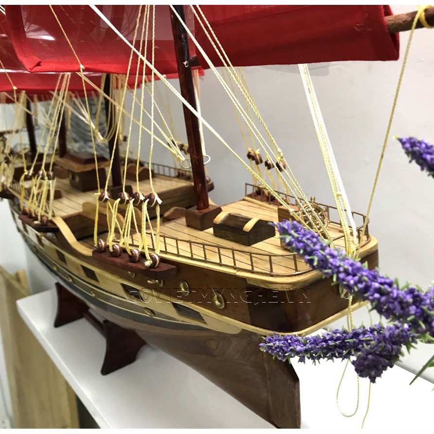 Mô hình thuyền gỗ thuyền trang trí tàu chở hàng France II - Thân dài 60cm - Buồm vải đỏ - Gỗ tràm bông vàng tự nhiên | BigBuy360 - bigbuy360.vn