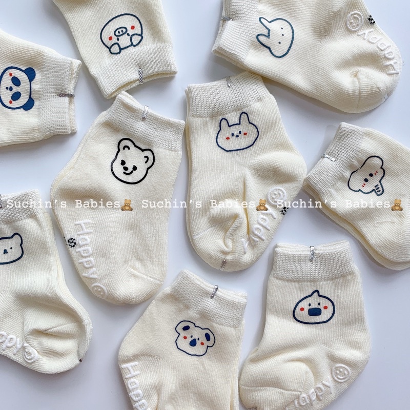 Tất trắng hình cute có đế chống trượt cho bé Suchin TKID0023