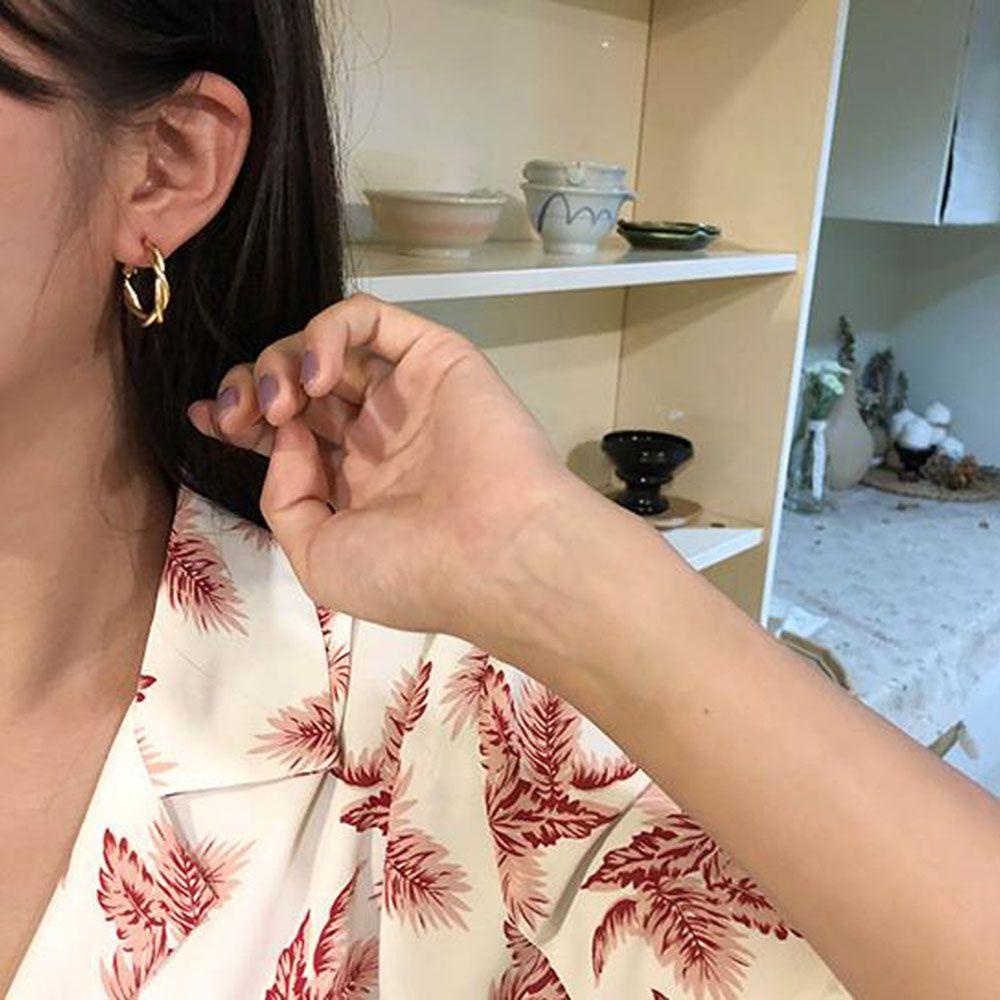 Bông Tai Thời Trang Kiểu Hình Học Xoắn Ốc Kiểu Hàn Quốc Cổ Điển 2Life
