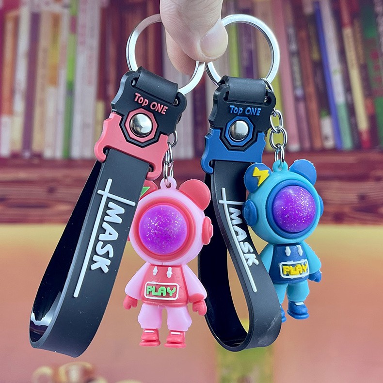 Móc khoá phi hành  gia mẫu mới cool ngầu